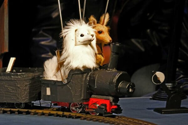 Choo. Choo. Whistle. Woof! Photo by Josef Ptáček.